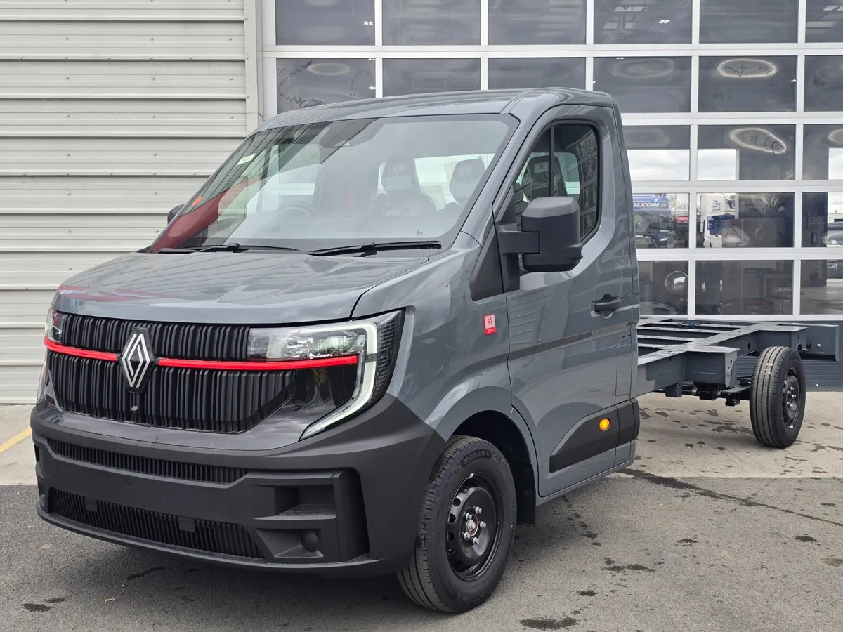 2025 Renault Master Chassis and Cab 150BHP - Châssis cabine: photos 2 2025 Renault Master Chassis and Cab 150BHP - Châssis cabine: photos 2