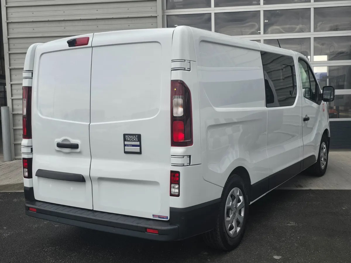 2025 Renault Trafic E-Tech Crew Cab - Utilitaire double cabine: photos 4 2025 Renault Trafic E-Tech Crew Cab - Utilitaire double cabine: photos 4