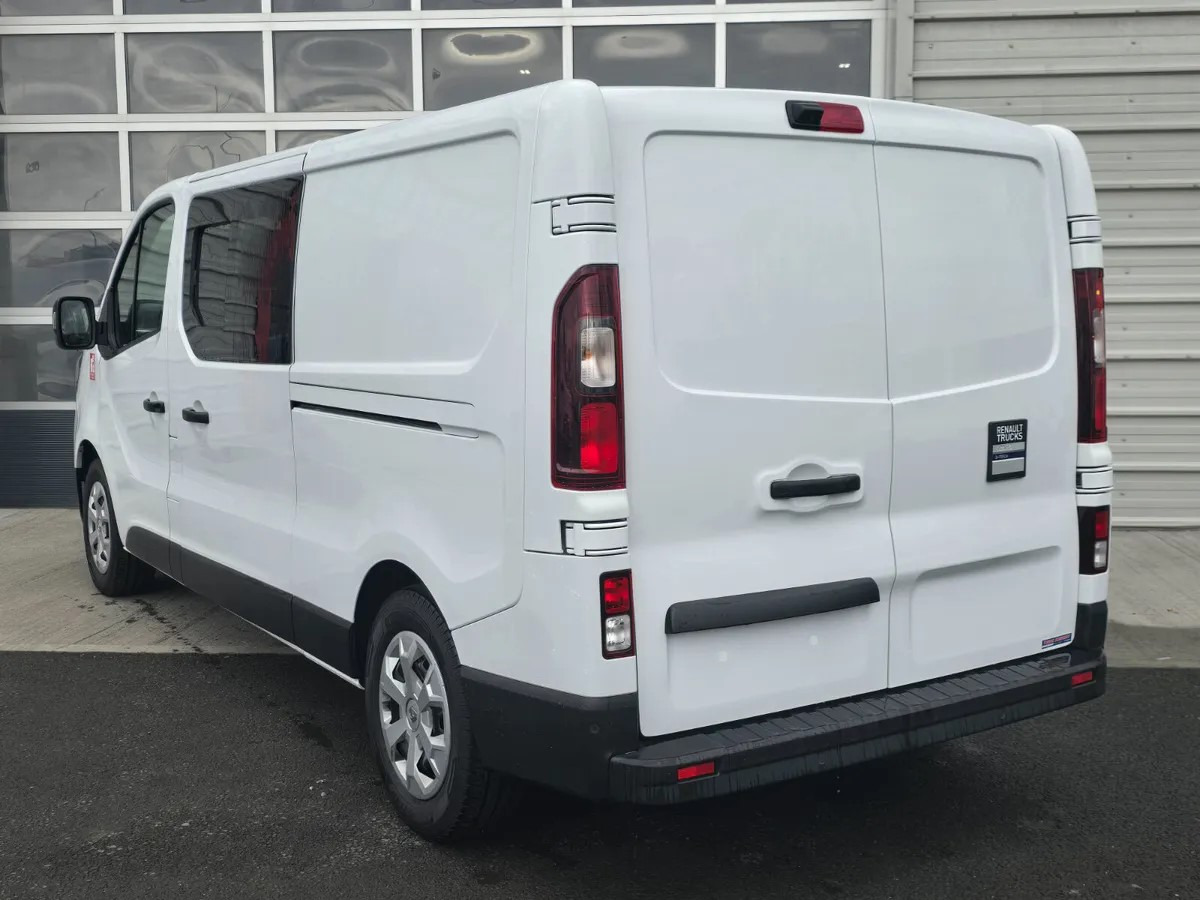 2025 Renault Trafic E-Tech Crew Cab - Utilitaire double cabine: photos 3 2025 Renault Trafic E-Tech Crew Cab - Utilitaire double cabine: photos 3