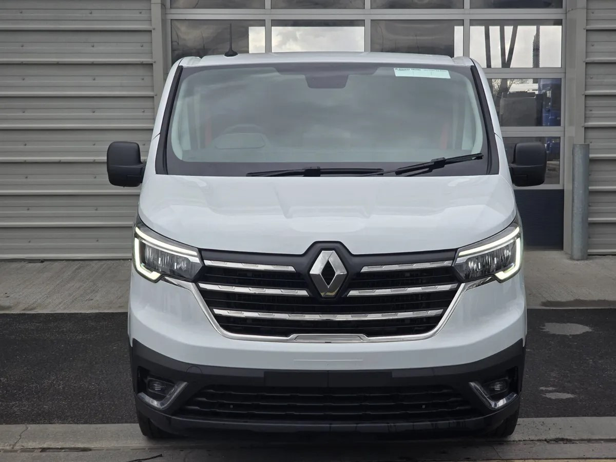 2025 Renault Trafic E-Tech Crew Cab - Utilitaire double cabine: photos 5 2025 Renault Trafic E-Tech Crew Cab - Utilitaire double cabine: photos 5