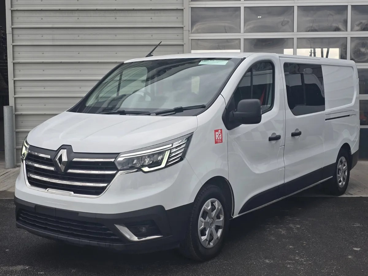 2025 Renault Trafic E-Tech Crew Cab - Utilitaire double cabine: photos 2 2025 Renault Trafic E-Tech Crew Cab - Utilitaire double cabine: photos 2