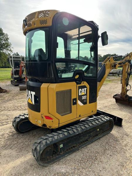 Mini pelle Caterpillar 302 CR: photos 8