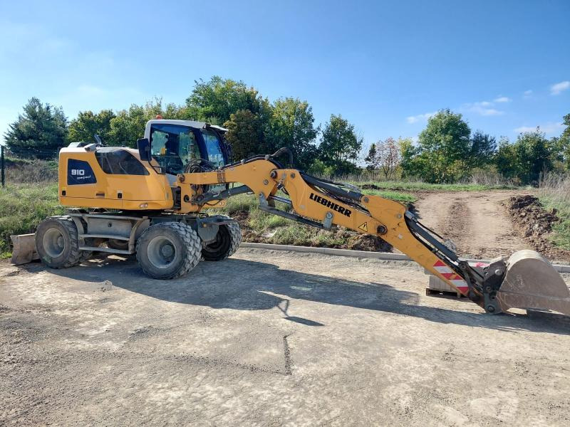Liebherr A910 A910 - Pelle sur pneus: photos 2 Liebherr A910 A910 - Pelle sur pneus: photos 2