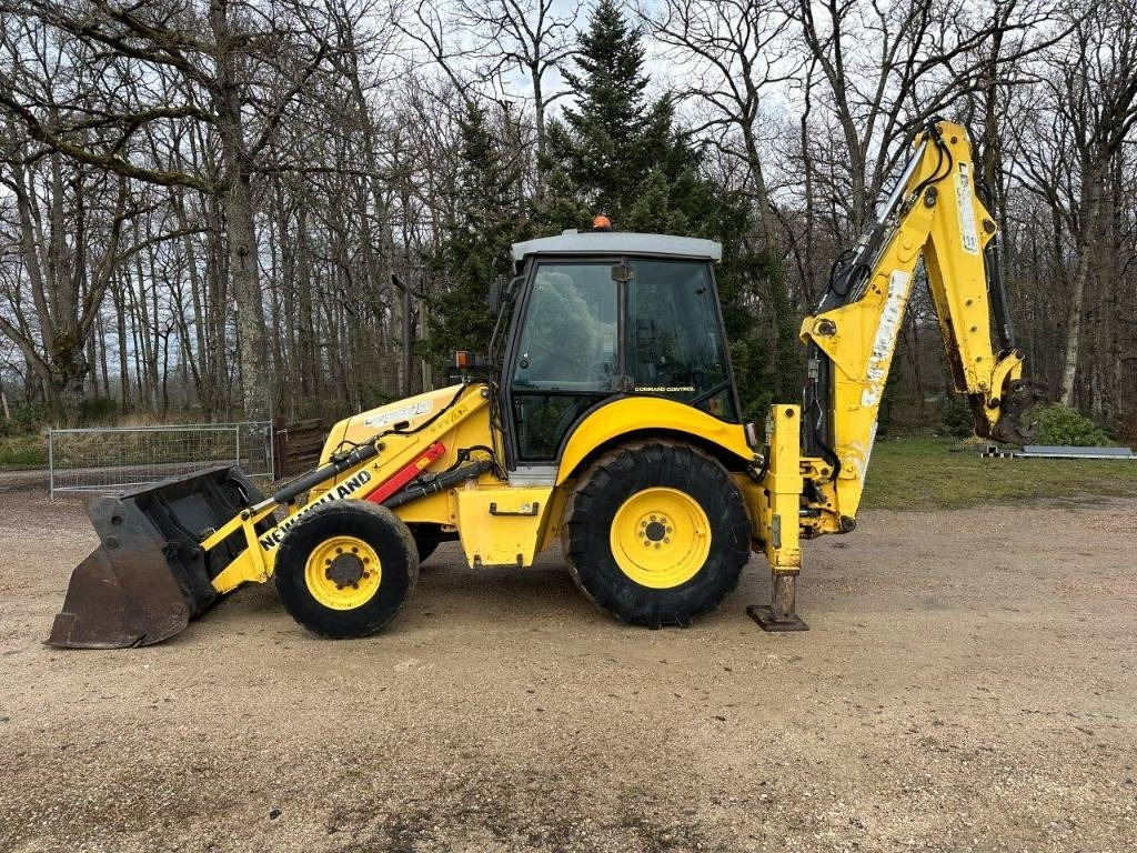 New Holland LB 95 B-4 PT - Tractopelle: photos 1 New Holland LB 95 B-4 PT - Tractopelle: photos 1