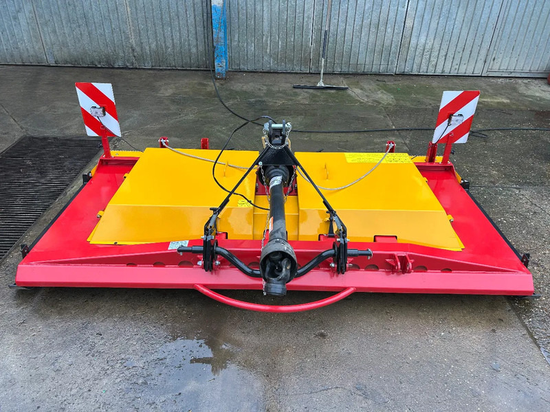 Koja weidebloter 275 - Faucheuse: photos 2 Koja weidebloter 275 - Faucheuse: photos 2