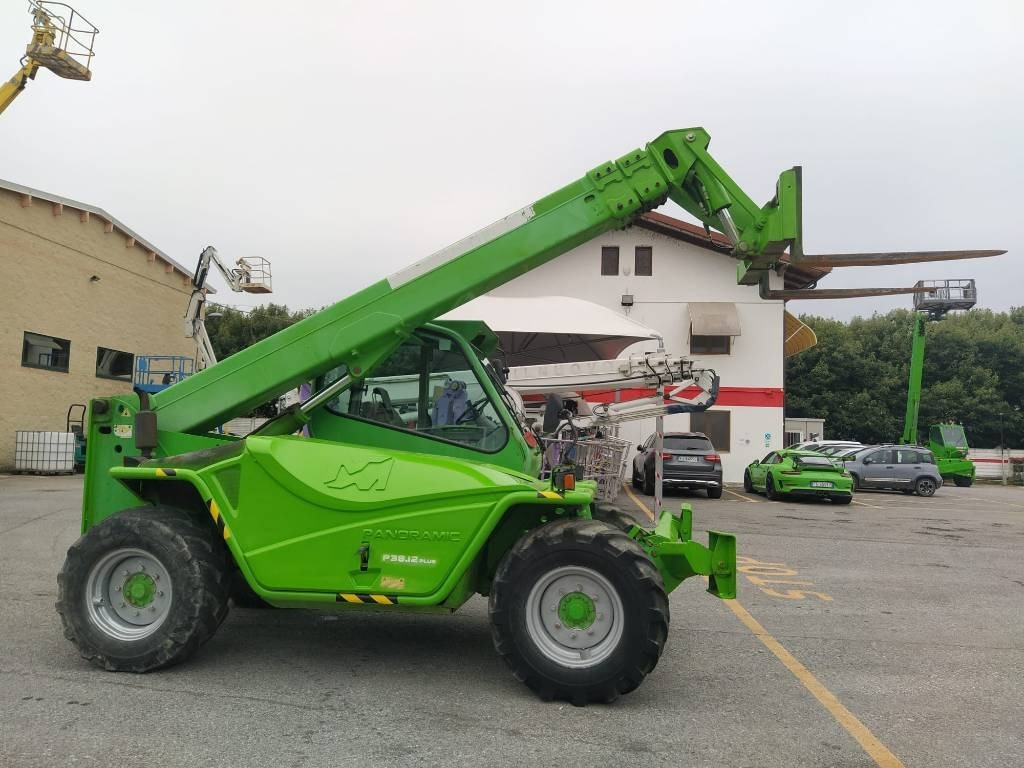 Merlo 38.12 - Chariot télescopique: photos 5 Merlo 38.12 - Chariot télescopique: photos 5