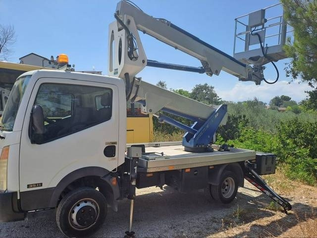 Multitel MX 200 - Camion avec nacelle: photos 1 Multitel MX 200 - Camion avec nacelle: photos 1