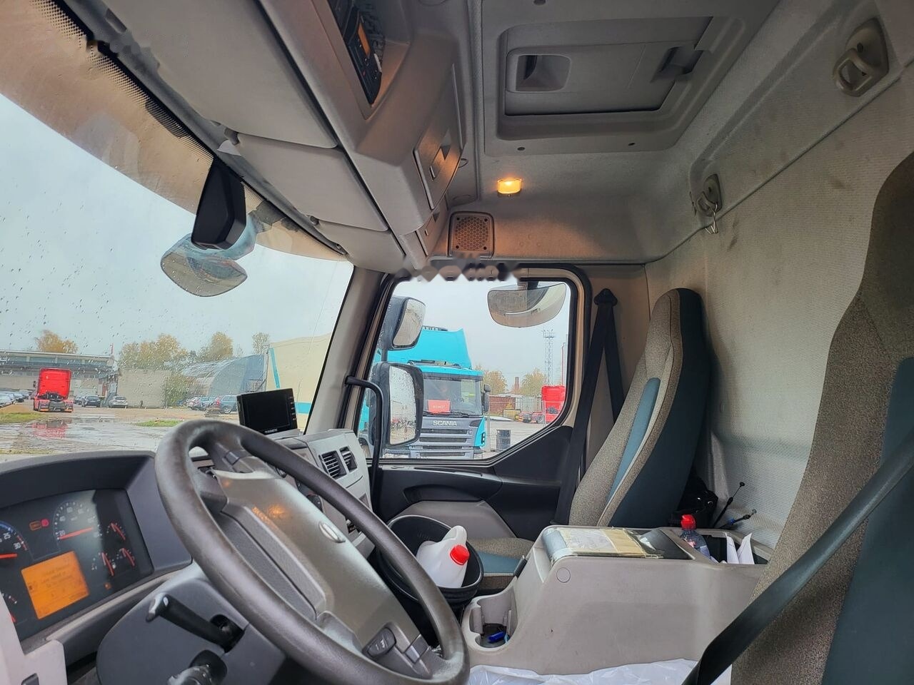 Camion frigorifique Volvo FL 280: photos 11 Camion frigorifique Volvo FL 280: photos 11