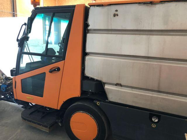 AEBI SCHMIDT Úttisztító - Balayeuse de voirie: photos 4 AEBI SCHMIDT Úttisztító - Balayeuse de voirie: photos 4