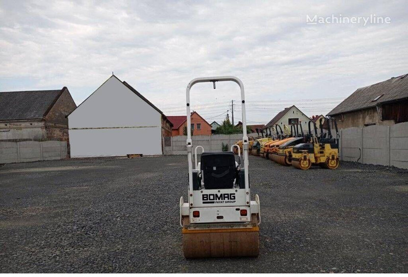 Bomag BW 100 AD1-2 - Mini road roller - Compacteur: photos 2 Bomag BW 100 AD1-2 - Mini road roller - Compacteur: photos 2