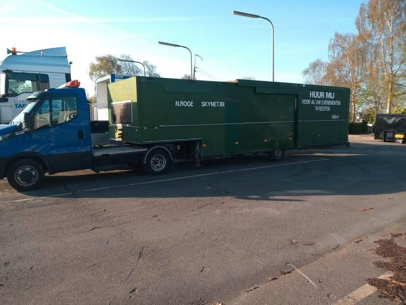 Buffet semi-trailer - Semi-remorque fourgon: photos 4 Buffet semi-trailer - Semi-remorque fourgon: photos 4