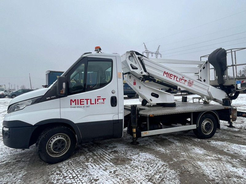 Iveco Daily 35-120 Oil & Steel Snake 2010 H Plus 20 m - Lifting Baske - Camion, Camion grue: photos 5 Iveco Daily 35-120 Oil & Steel Snake 2010 H Plus 20 m - Lifting Baske - Camion, Camion grue: photos 5