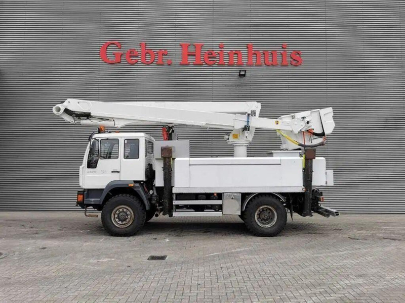 MAN MAN - 18.280 - Lifting basket 20,3 m - 4x4 - Camion, Camion grue: photos 5 MAN MAN - 18.280 - Lifting basket 20,3 m - 4x4 - Camion, Camion grue: photos 5
