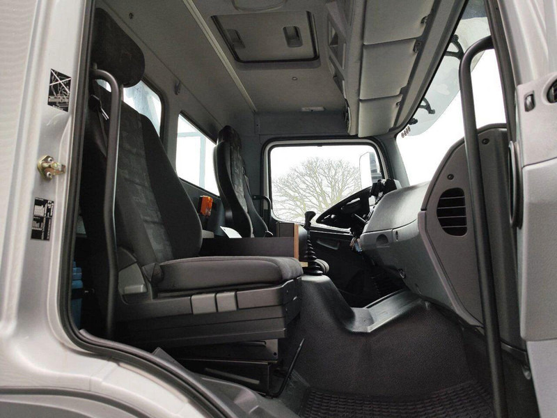 Camion, Camion grue Mercedes-Benz Axor 1824 - Lifting basket: photos 13