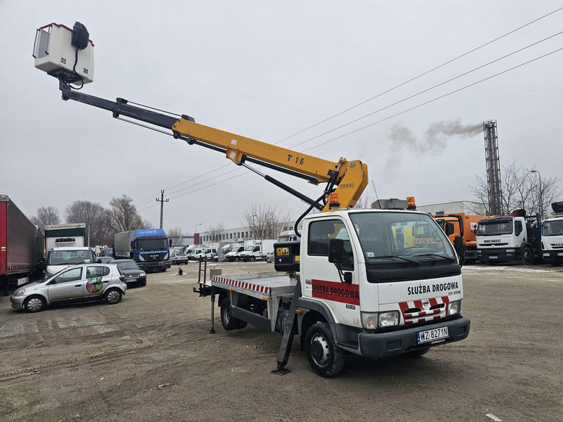 Nissan Cabstar 35.10 - Socage Lifting Basket - 16m - Camion, Camion grue: photos 1 Nissan Cabstar 35.10 - Socage Lifting Basket - 16m - Camion, Camion grue: photos 1