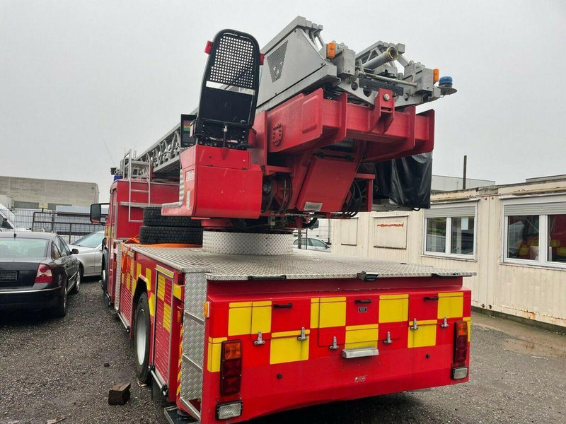 Scania P94-300 Emelőkosaras 33m - Camion, Camion grue: photos 4 Scania P94-300 Emelőkosaras 33m - Camion, Camion grue: photos 4