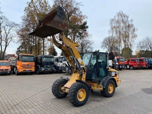 Caterpillar 906H - Chargeuse sur pneus: photos 1 Caterpillar 906H - Chargeuse sur pneus: photos 1