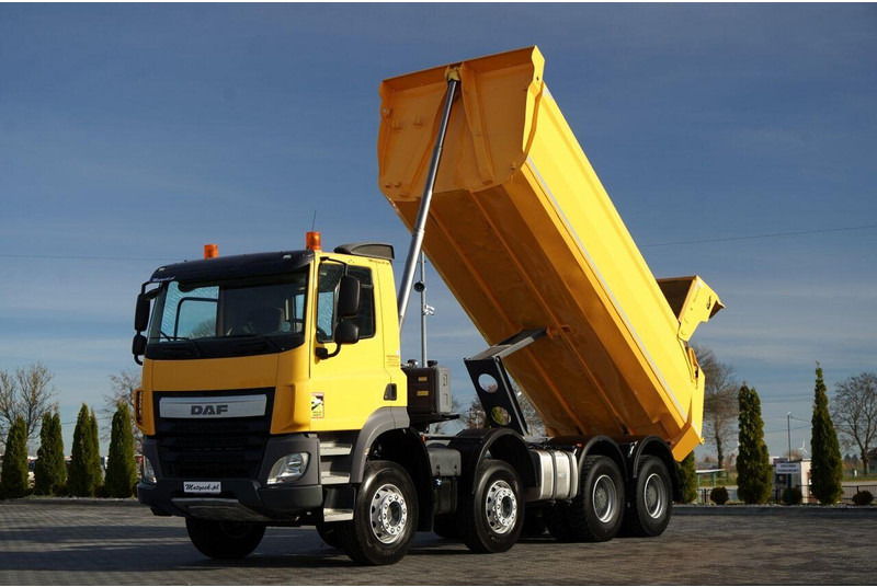 DAF CF 85.410 / 8x4 / WYWROTKA TYLNOZSYPOWA / HYDROKLAPA / OPONY 1 - Camion benne: photos 4 DAF CF 85.410 / 8x4 / WYWROTKA TYLNOZSYPOWA / HYDROKLAPA / OPONY 1 - Camion benne: photos 4