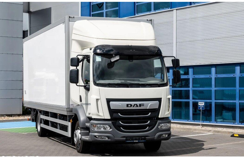 DAF LF 260 Koffer + Tail Lift - Camion fourgon: photos 2 DAF LF 260 Koffer + Tail Lift - Camion fourgon: photos 2
