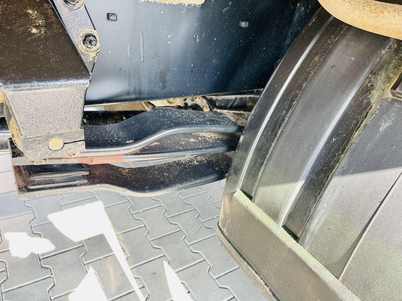 DAF LF CF 250 Right Handed - Camion plateau, Camion grue: photos 5 DAF LF CF 250 Right Handed - Camion plateau, Camion grue: photos 5