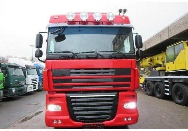 DAF XF105.410 6x2 Container + Crane - Camion multibenne: photos 2 DAF XF105.410 6x2 Container + Crane - Camion multibenne: photos 2