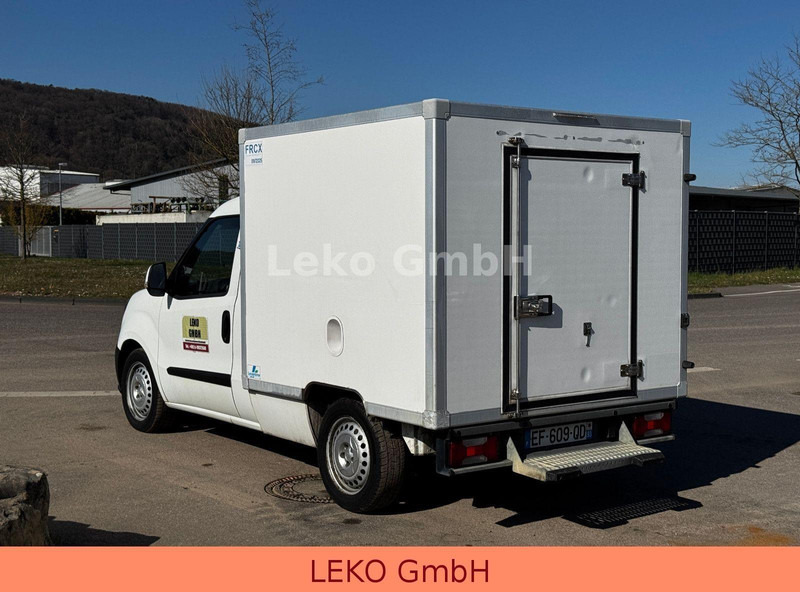 Fiat Doblò 1,6 Mit Carrier Xr 200 - Véhicule utilitaire frigorifique: photos 5 Fiat Doblò 1,6 Mit Carrier Xr 200 - Véhicule utilitaire frigorifique: photos 5