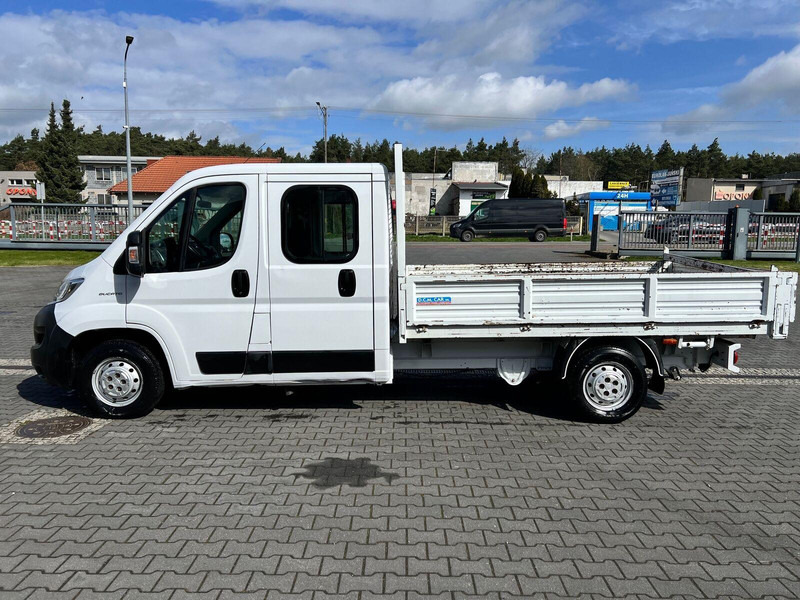 Fiat Ducato Brygadówka Doka 7-miejsc + Skrzynia - Fourgon plateau, Utilitaire double cabine: photos 2 Fiat Ducato Brygadówka Doka 7-miejsc + Skrzynia - Fourgon plateau, Utilitaire double cabine: photos 2