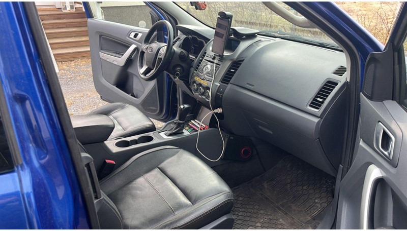 Voiture Ford 4x4 RANGER B licens: photos 9 Voiture Ford 4x4 RANGER B licens: photos 9