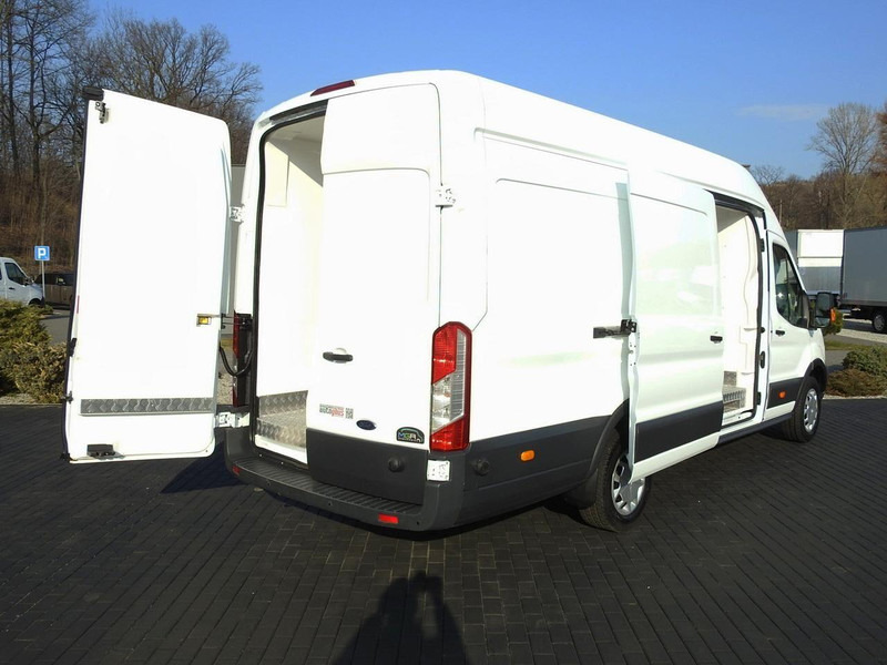 Ford TRANSIT FURGON CHŁODNIA 0°C FUNKCJA GRZANIA TEMPOMAT LEDY KLIM - Véhicule utilitaire frigorifique: photos 3 Ford TRANSIT FURGON CHŁODNIA 0°C FUNKCJA GRZANIA TEMPOMAT LEDY KLIM - Véhicule utilitaire frigorifique: photos 3
