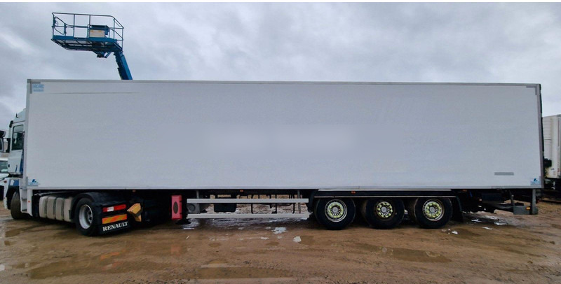 Fruehauf - Semi-remorque frigorifique: photos 3 Fruehauf - Semi-remorque frigorifique: photos 3