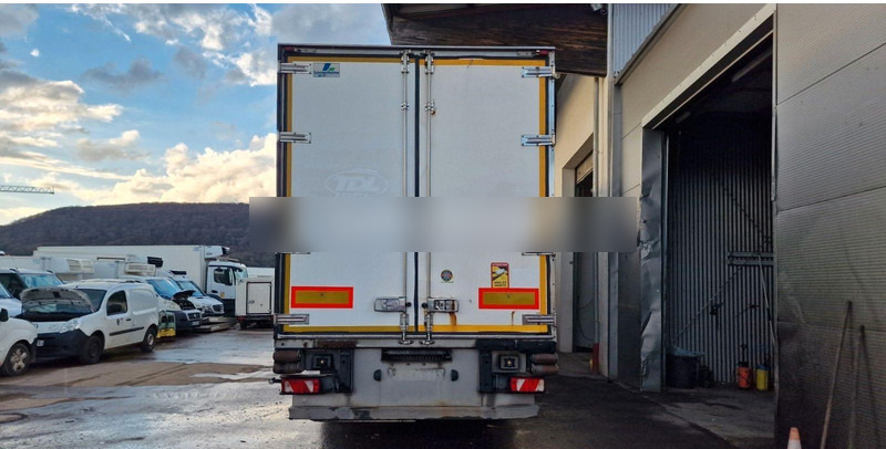 Fruehauf FRIGO SEMI 39T - Semi-remorque frigorifique: photos 4 Fruehauf FRIGO SEMI 39T - Semi-remorque frigorifique: photos 4