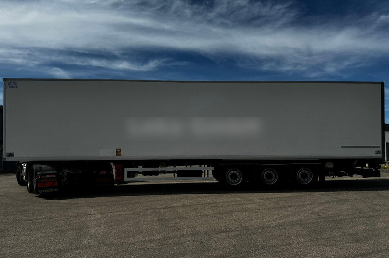 Fruehauf FST 4 FC - Semi-remorque frigorifique: photos 2 Fruehauf FST 4 FC - Semi-remorque frigorifique: photos 2