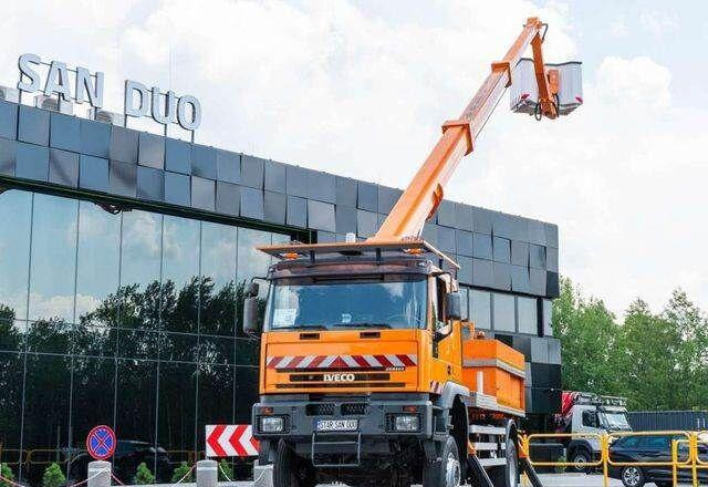 Iveco CURSOR 240 4x4 RUTHMANN T225 22,5 Meters Lift - Camion avec nacelle: photos 5 Iveco CURSOR 240 4x4 RUTHMANN T225 22,5 Meters Lift - Camion avec nacelle: photos 5