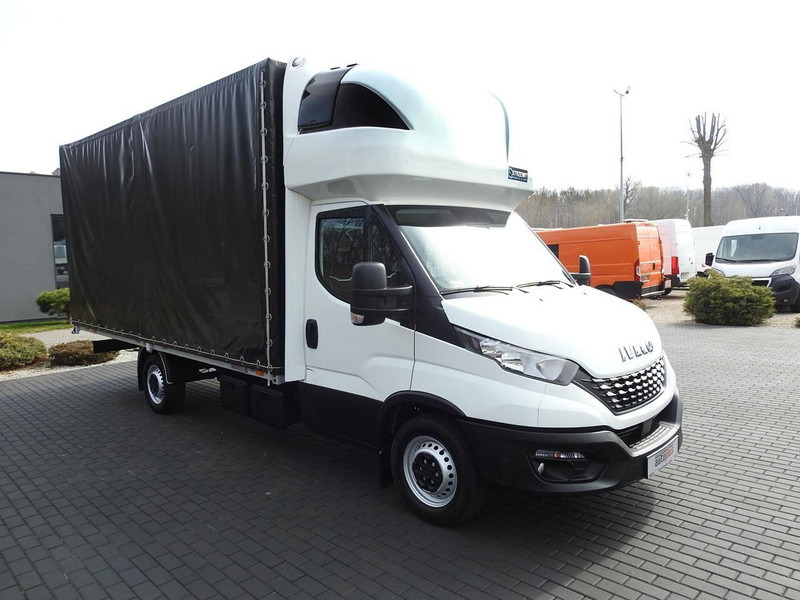 Iveco DAILY 35S18 PLANDEKA 10 PALET WEBASTO TEMPOMAT KLIMATYZACJA 18 - Véhicule utilitaire plateau baché: photos 4 Iveco DAILY 35S18 PLANDEKA 10 PALET WEBASTO TEMPOMAT KLIMATYZACJA 18 - Véhicule utilitaire plateau baché: photos 4