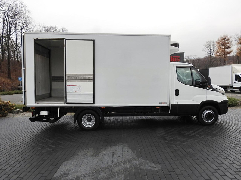 Véhicule utilitaire frigorifique Iveco DAILY 70C17 CHŁODNIA 0*C WINDA 9 PALET ZASILANIE 230V TEMPOMAT K: photos 8