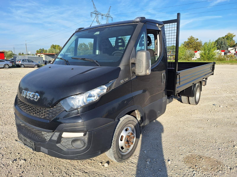 Iveco Daily 35-130 - 3 sided Tipper - Véhicule utilitaire benne: photos 3 Iveco Daily 35-130 - 3 sided Tipper - Véhicule utilitaire benne: photos 3