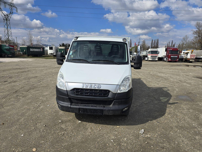 Iveco Daily 35 C 13 - Tipper + tool box - Véhicule utilitaire benne: photos 2 Iveco Daily 35 C 13 - Tipper + tool box - Véhicule utilitaire benne: photos 2