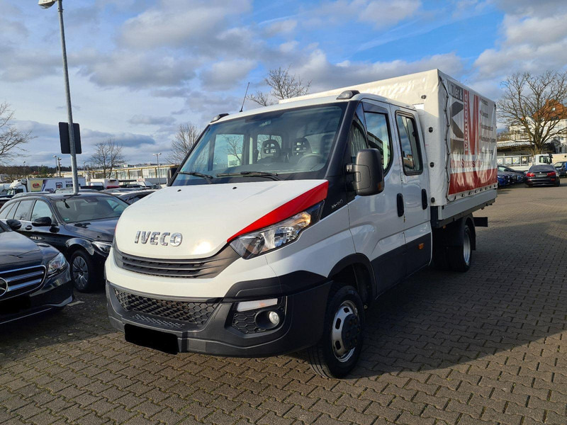 Iveco Daily 35 C15 Doka Curtain side - Véhicule utilitaire plateau baché: photos 1 Iveco Daily 35 C15 Doka Curtain side - Véhicule utilitaire plateau baché: photos 1