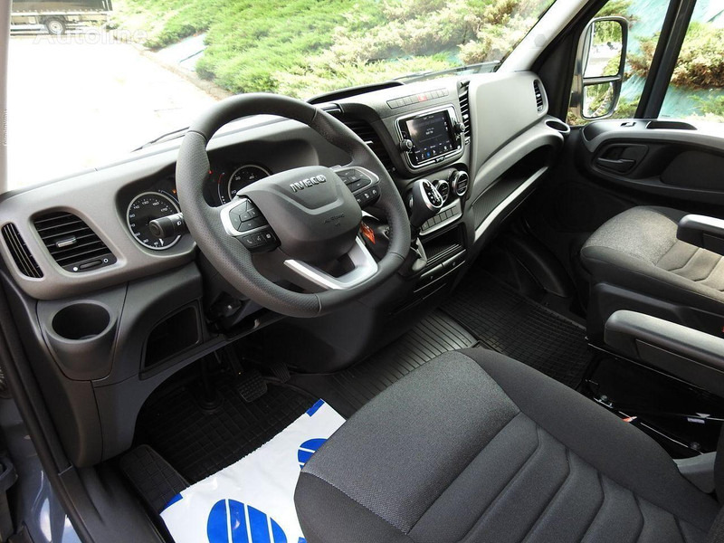Iveco Daily 35S18 Curtain side - Véhicule utilitaire plateau baché: photos 4 Iveco Daily 35S18 Curtain side - Véhicule utilitaire plateau baché: photos 4