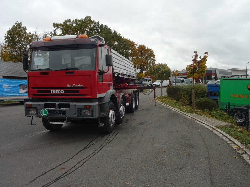 Iveco EuroTrakker 32.340 - 3 way tipper truck + crane - Camion benne, Camion grue: photos 5 Iveco EuroTrakker 32.340 - 3 way tipper truck + crane - Camion benne, Camion grue: photos 5