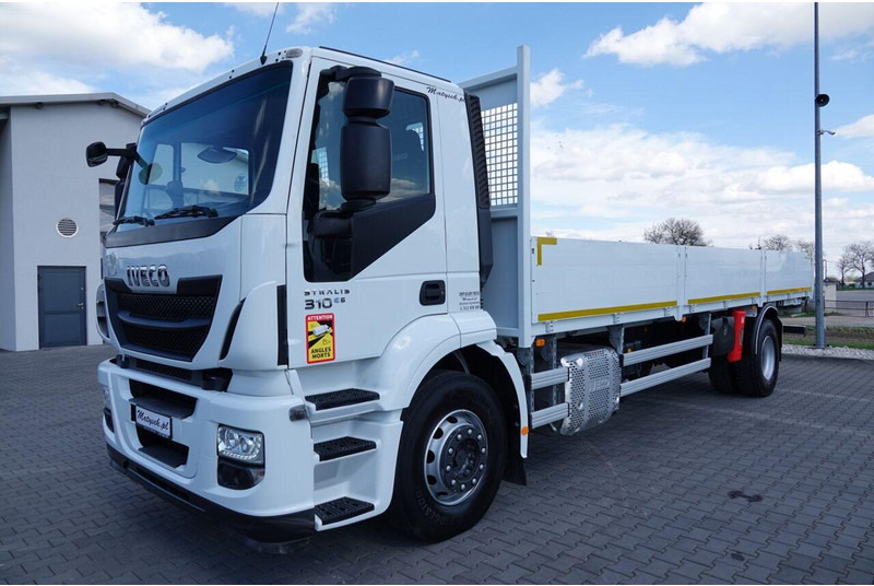 Iveco STRALIS 310 - Camion plateau: photos 2 Iveco STRALIS 310 - Camion plateau: photos 2