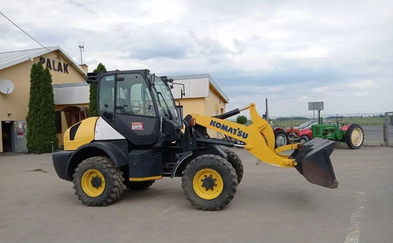 Chargeuse sur pneus Komatsu WA 90-6 wheel loader: photos 6 Chargeuse sur pneus Komatsu WA 90-6 wheel loader: photos 6