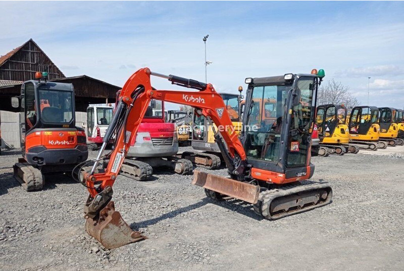 Kubota U27-4 - Crawler mini excavator - Mini pelle: photos 5 Kubota U27-4 - Crawler mini excavator - Mini pelle: photos 5