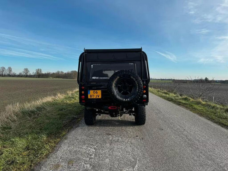 Land Rover Defender 130 - Off road 4x4 - SUV: photos 3 Land Rover Defender 130 - Off road 4x4 - SUV: photos 3