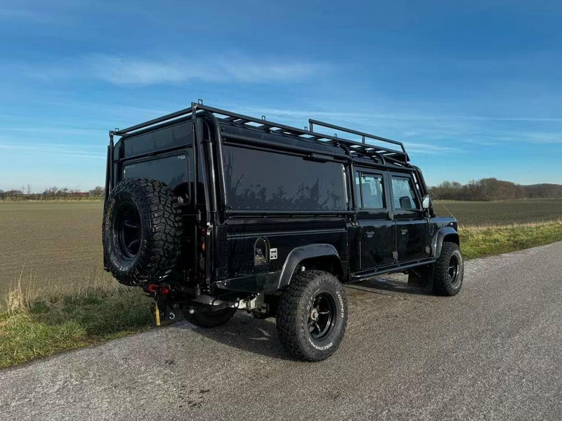 Land Rover Defender 130 - Off road 4x4 - SUV: photos 4 Land Rover Defender 130 - Off road 4x4 - SUV: photos 4