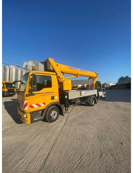 MAN Lifting basket - Ruthmann T330 33 m - Camion avec nacelle, Camion grue: photos 4 MAN Lifting basket - Ruthmann T330 33 m - Camion avec nacelle, Camion grue: photos 4