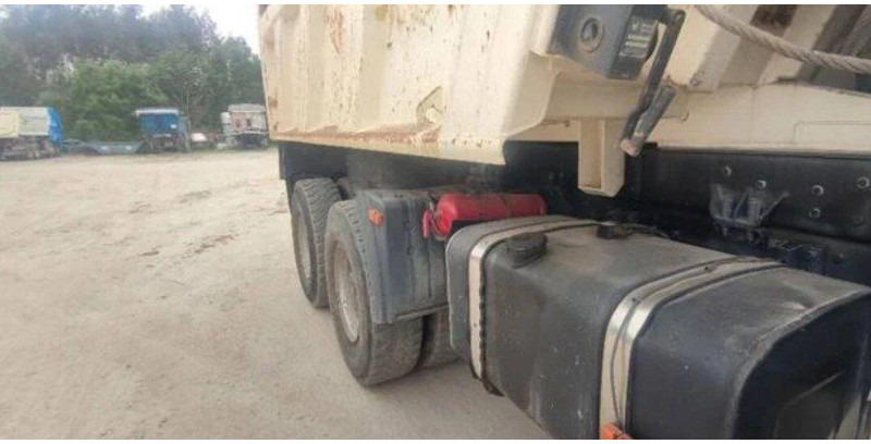 MAN TGA 33.410 - Camion benne: photos 4 MAN TGA 33.410 - Camion benne: photos 4