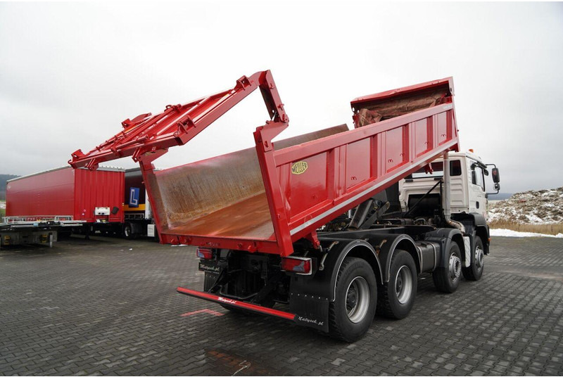 MAN TGA 35.400 / 8X4 / WYWROTKA 2 STR. / HYDROBURTA / HYDROKLAPA / M - Camion benne: photos 4 MAN TGA 35.400 / 8X4 / WYWROTKA 2 STR. / HYDROBURTA / HYDROKLAPA / M - Camion benne: photos 4