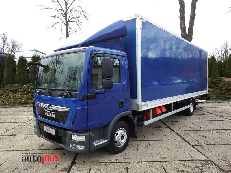 MAN TGL 12.220 KONTENER WINDA 18 PALET TEMPOMAT KLIMATYZACJA PNEUMAT - Camion fourgon: photos 1 MAN TGL 12.220 KONTENER WINDA 18 PALET TEMPOMAT KLIMATYZACJA PNEUMAT - Camion fourgon: photos 1