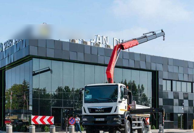 MAN TGM 18.250 4x4 Fassi F215A.0.23 Active HDS Cran - Camion plateau, Camion grue: photos 3 MAN TGM 18.250 4x4 Fassi F215A.0.23 Active HDS Cran - Camion plateau, Camion grue: photos 3